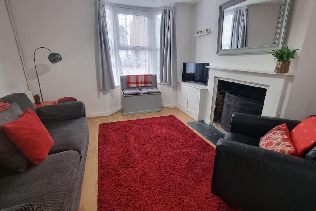 Entire House With Garden & Parking Nr Ashford Int Villa Екстериор снимка